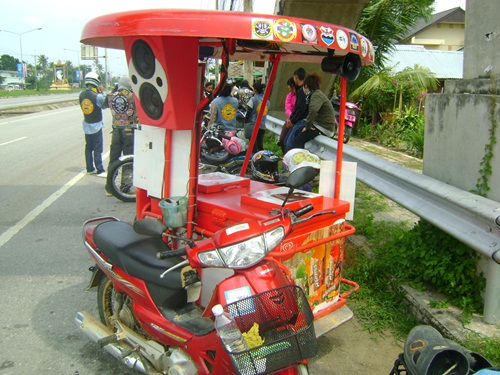 Name:  DSC03008.JPG
Views: 488
Size:  116.5 KB