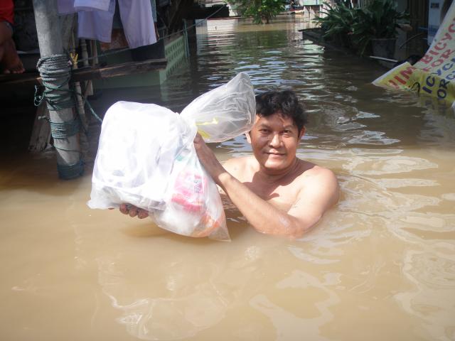 Name:  PA270266.jpg
Views: 96
Size:  38.1 KB