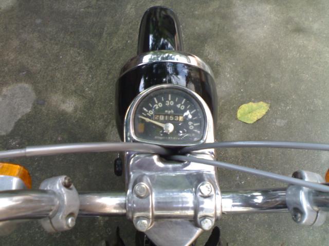 Name:  22102010055.jpg
Views: 903
Size:  43.3 KB