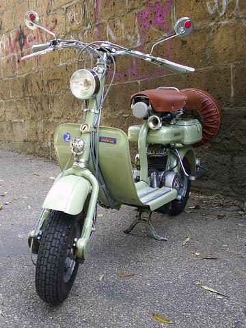 Name:  Lambretta_125_D_1952_a.jpg
Views: 137
Size:  49.3 KB