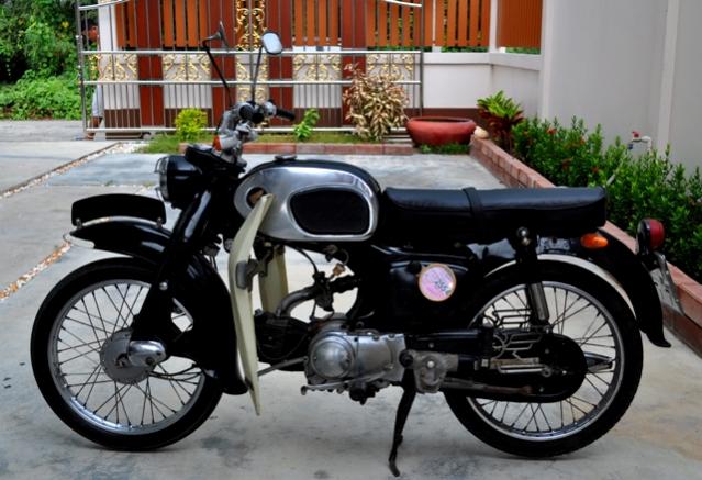 Name:  c200 (1).jpg
Views: 1733
Size:  53.4 KB