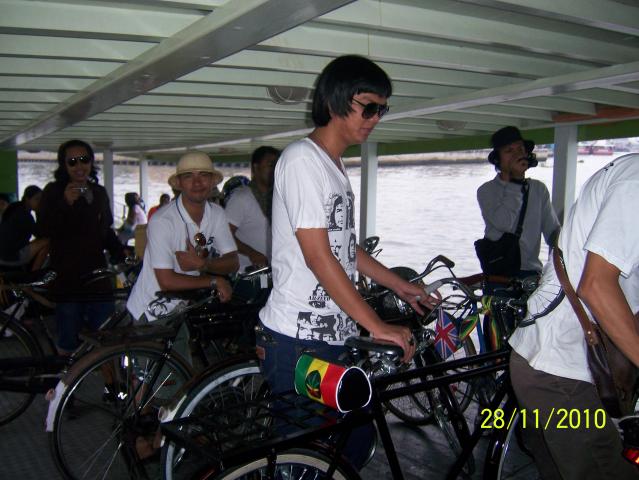 Name:  100_3281.jpg
Views: 201
Size:  52.6 KB