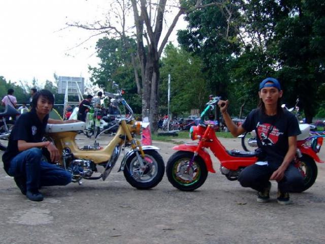 Name:  KxhDuR402473-02.jpg
Views: 233
Size:  58.8 KB