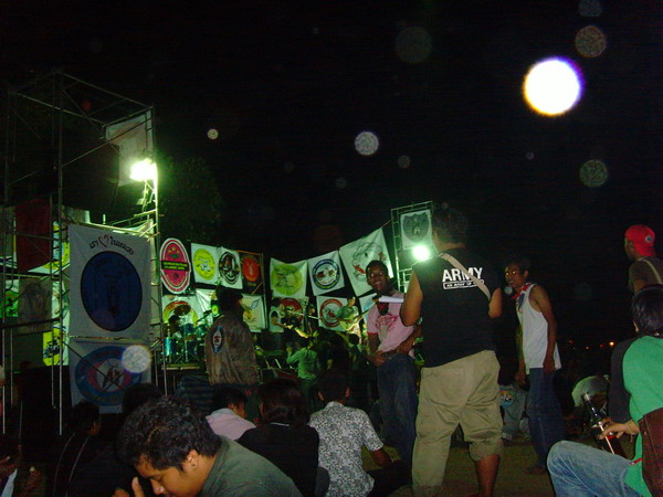 Name:  SNV30430.jpg
Views: 764
Size:  86.6 KB