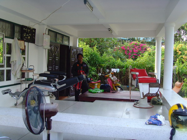 Name:  SNV30440.jpg
Views: 647
Size:  102.7 KB