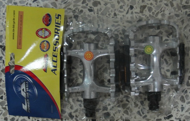 Name:  DSC03255_resize.jpg
Views: 791
Size:  109.1 KB