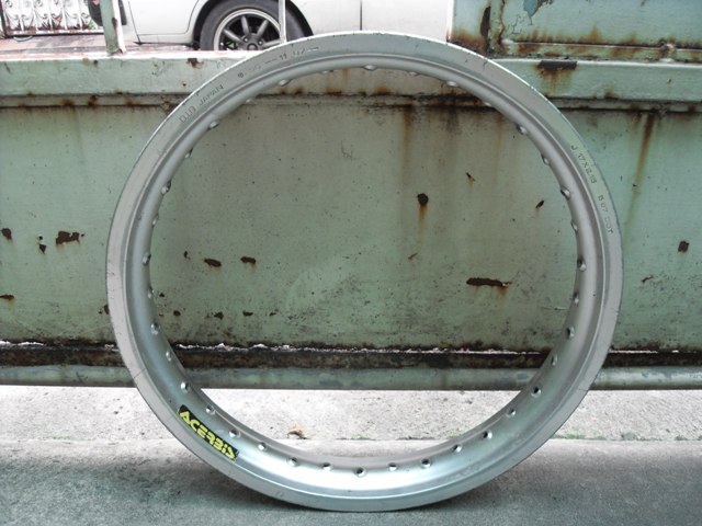 Name:  SDC11280.JPG
Views: 889
Size:  105.7 KB