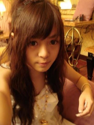 Name:  bFIj_b911939-02.jpg
Views: 191
Size:  22.8 KB