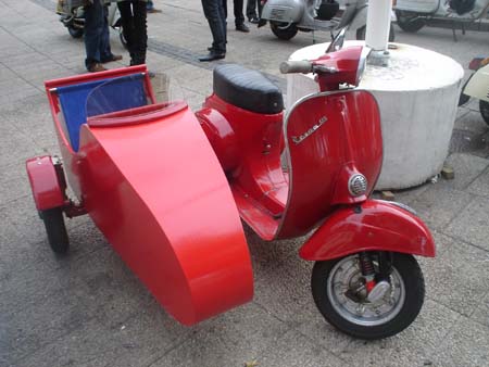 Name:  07_vespa.jpg
Views: 321
Size:  26.8 KB
