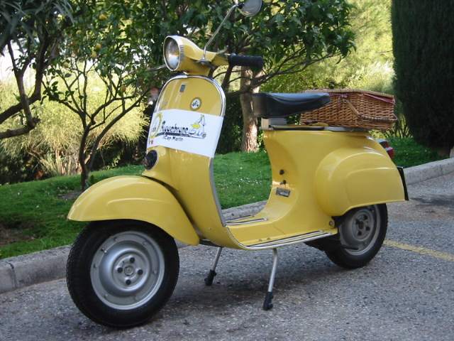 Name:  vespa_jaune_dede.jpg
Views: 201
Size:  56.2 KB