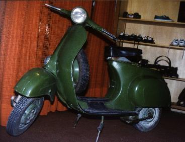 Name:  Vespa-50ccm-1968.jpg
Views: 203
Size:  19.3 KB