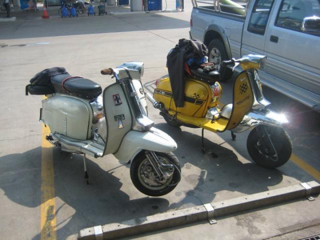 Name:  75687_468263987289_773642289_5531195_7582226_n.jpg
Views: 183
Size:  44.4 KB