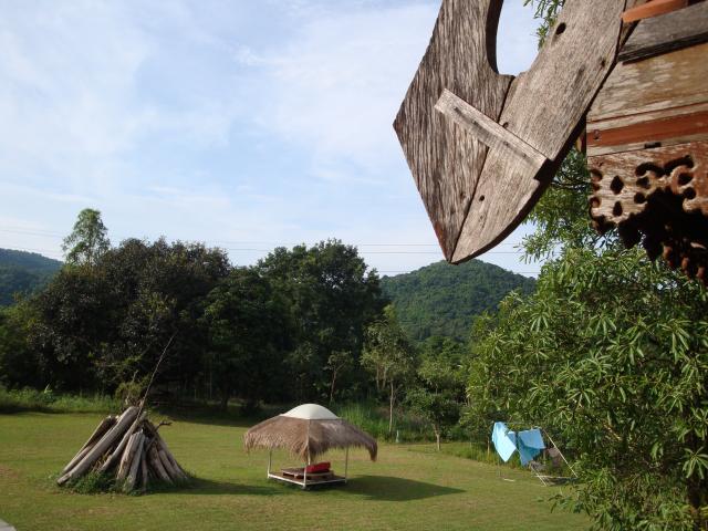 Name:  DSC02270.jpg
Views: 413
Size:  57.9 KB