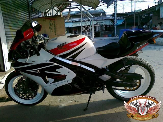 Name:  2334390m8q7fq15210cqm1.jpg
Views: 216
Size:  72.0 KB