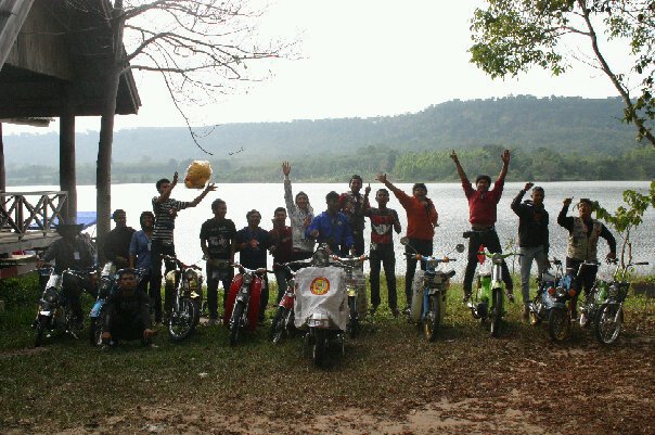 Name: 163119_178261818865804_178252652200054_534763_4626915_n.jpg
Views: 213
Size: 85.1 KB