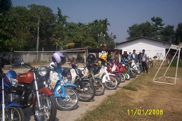 Name:  4LSm4s906847-02.jpg
Views: 493
Size:  59.5 KB