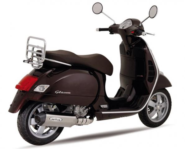 Name:  remus_vespa_1.jpg
Views: 1718
Size:  28.5 KB