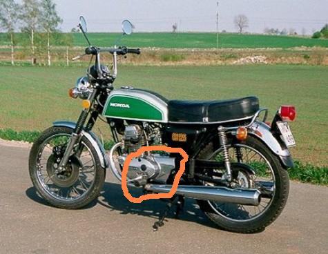 Name:  Honda CB125 B6 silver  green - 1974 - Picture 99L98232301579B1.JPG
Views: 1378
Size:  36.0 KB