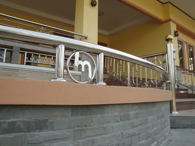 Name:  DSC08892.JPG
Views: 386
Size:  144.2 KB