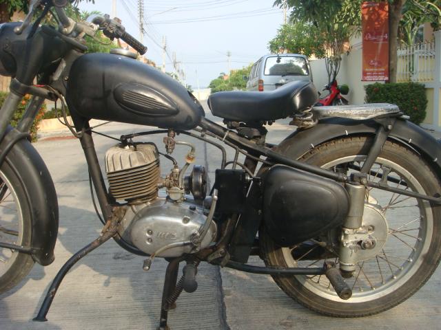 Name:  DSC01383.jpg
Views: 689
Size:  57.6 KB