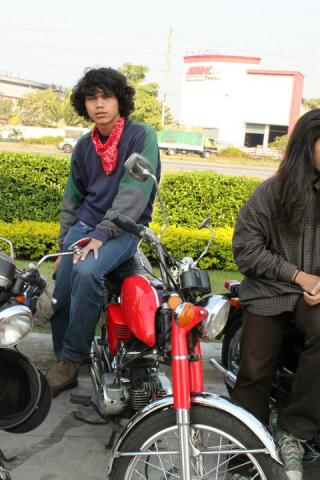Name:  4546.jpg
Views: 1003
Size:  32.0 KB
