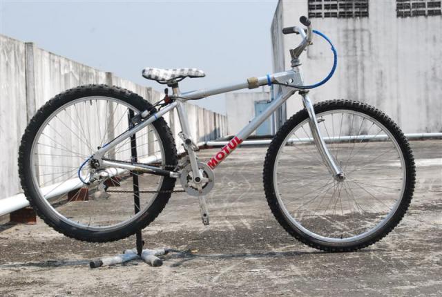 Name:  j1medium.jpg
Views: 168
Size:  51.2 KB