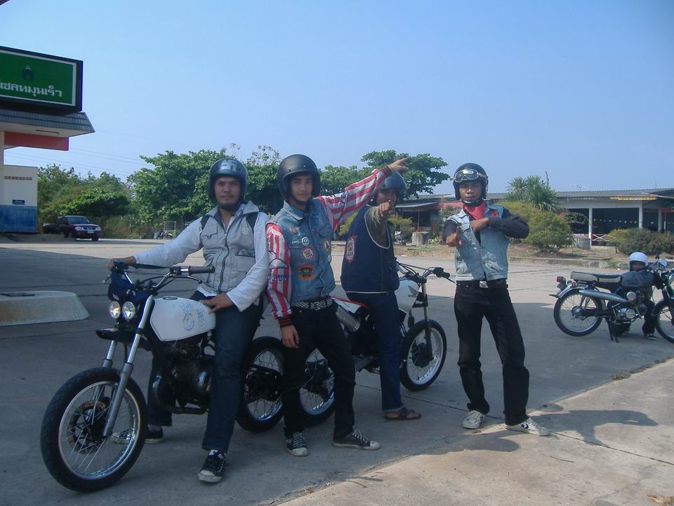 Name:  004.JPG
Views: 1078
Size:  100.3 KB