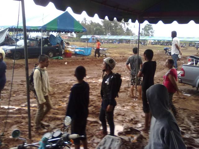 Name:  19022011025.jpg
Views: 308
Size:  55.8 KB