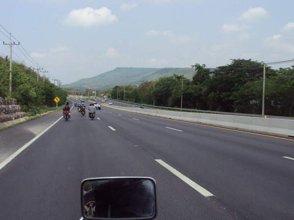 Name:  DSC01869.jpg
Views: 397
Size:  74.0 KB