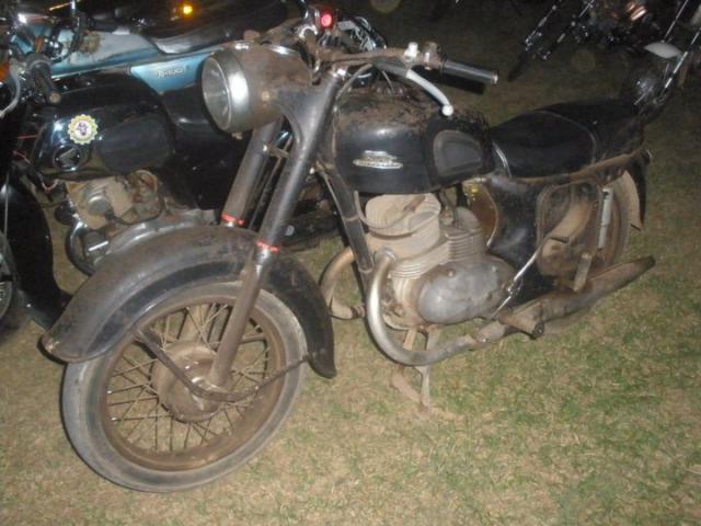 Name:  180167_132531240149392_100001775490214_189634_2873672_n.jpg
Views: 212
Size:  48.5 KB