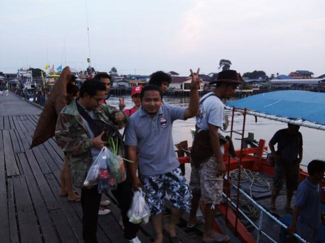 Name:  03-03-11-182117.jpg
Views: 789
Size:  41.5 KB