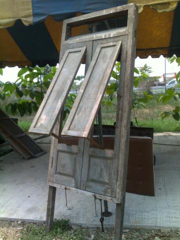 Name:  050320111851.jpg
Views: 3339
Size:  31.1 KB