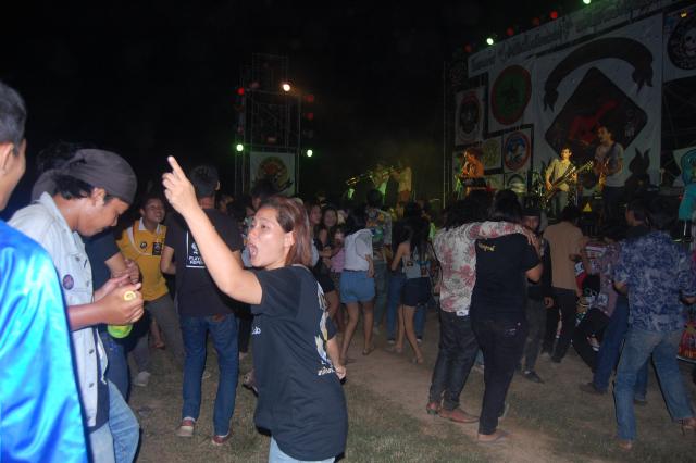 Name:  DSC_0049.jpg
Views: 123
Size:  37.1 KB