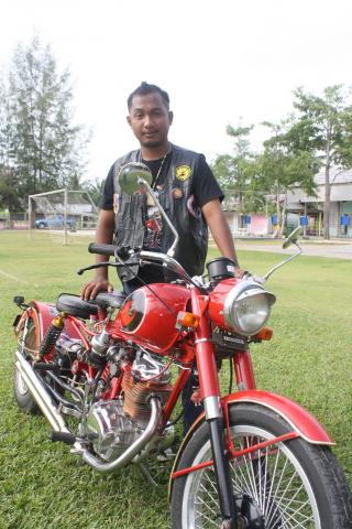 Name:  Copy of IMG_5819.jpg
Views: 379
Size:  37.4 KB