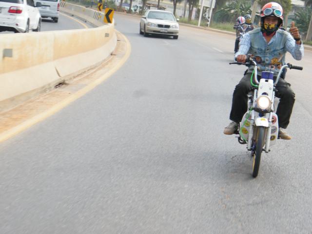 Name:  DSCF9921.jpg
Views: 373
Size:  36.2 KB