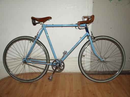 Name:  Old Triumph Palm Beach - Conversion to 50's Style Hybrid Single Speed.jpg
Views: 1801
Size:  25.8 KB