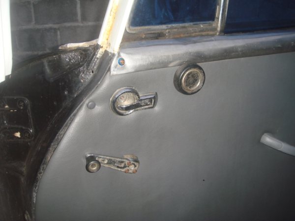 Name:  benz14.JPG
Views: 710
Size:  31.1 KB