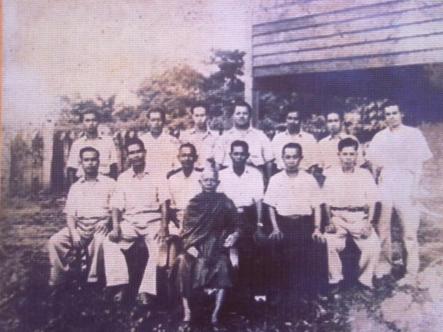 Name:  02042011187.jpg
Views: 472
Size:  61.6 KB