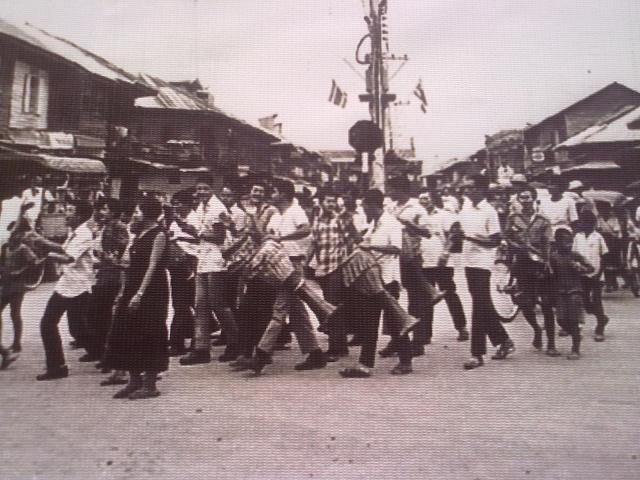 Name:  02042011189.jpg
Views: 441
Size:  58.5 KB