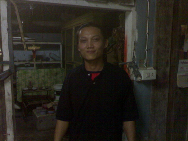 Name:  08052007810.jpg
Views: 464
Size:  65.7 KB