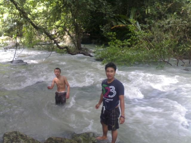 Name:  24102009617.jpg
Views: 206
Size:  49.6 KB