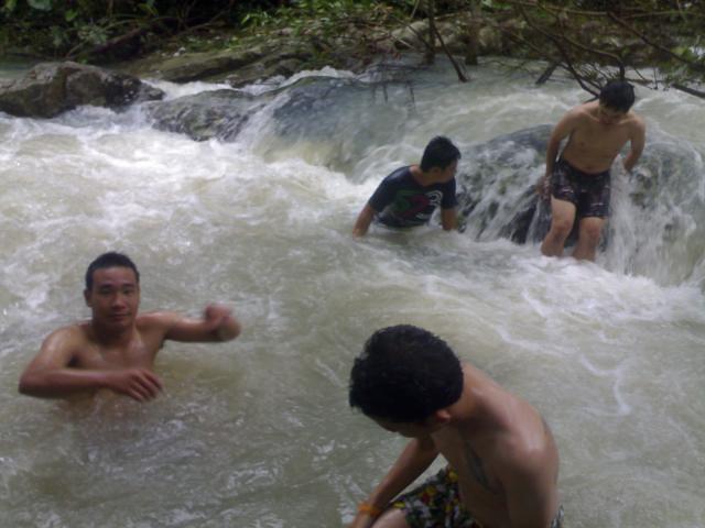 Name:  24102009622.jpg
Views: 152
Size:  39.8 KB