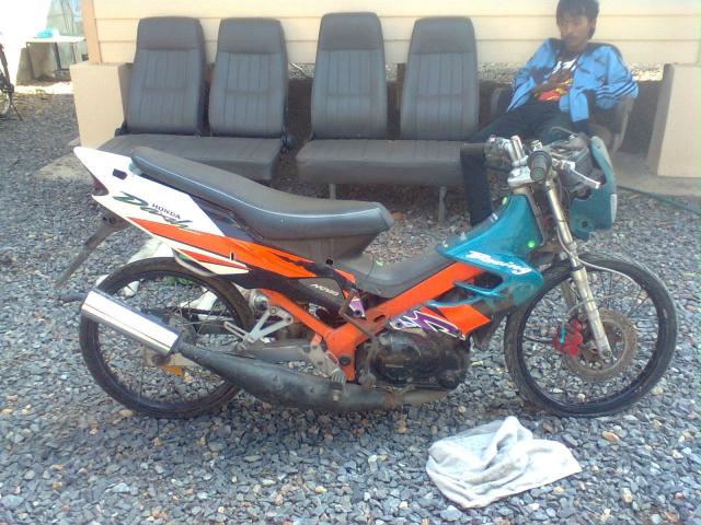 Name:  BenzGig0181.jpg
Views: 3521
Size:  66.3 KB