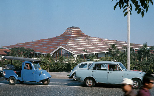 Name:  rare-photographs-of-bangkok-77.jpg
Views: 14421
Size:  123.2 KB