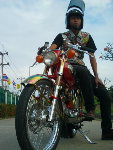 Name:  AMBA0163.jpg
Views: 194
Size:  29.2 KB