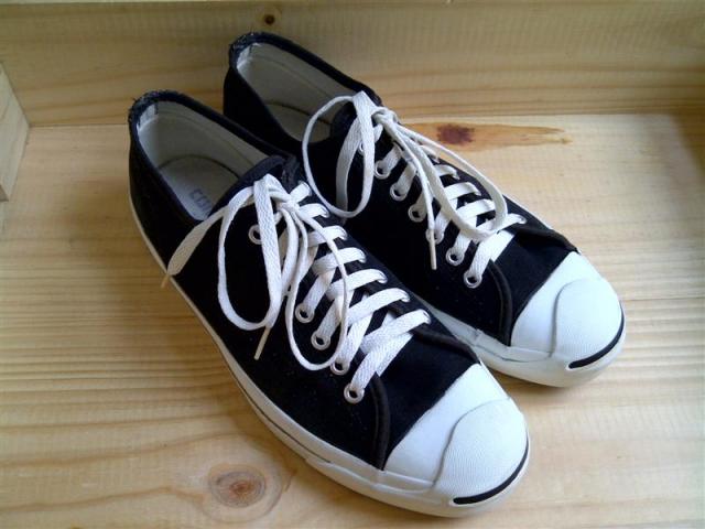 Name:  Prachathipat-20110415-00125 (Medium).jpg
Views: 955
Size:  39.9 KB