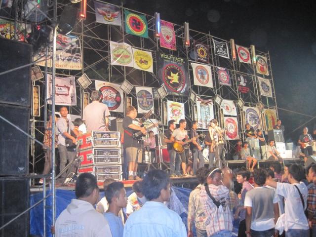 Name:  196791_176614612388590_100001201578950_448797_4813475_n[1].jpg
Views: 288
Size:  62.3 KB