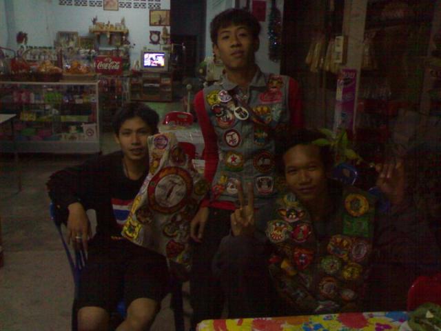 Name:  200487_104095296340320_100002195496379_35432_4488475_n[1].jpg
Views: 111
Size:  35.9 KB