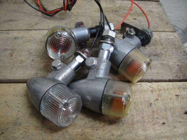 Name:  f1002a2.jpg
Views: 226
Size:  145.2 KB