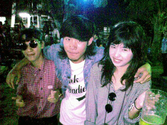 Name:  04052011051.jpg
Views: 604
Size:  84.6 KB